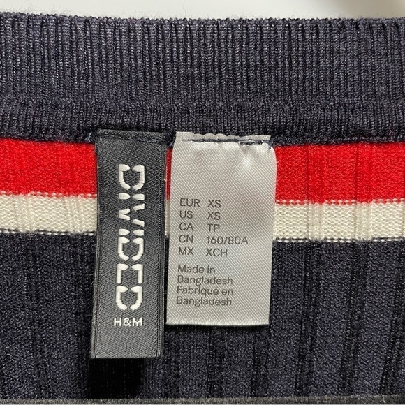 [xs] H&M Nautical Navy Blue, White & Red Striped Long Sleeve Crop Top - Picture 10 of 10